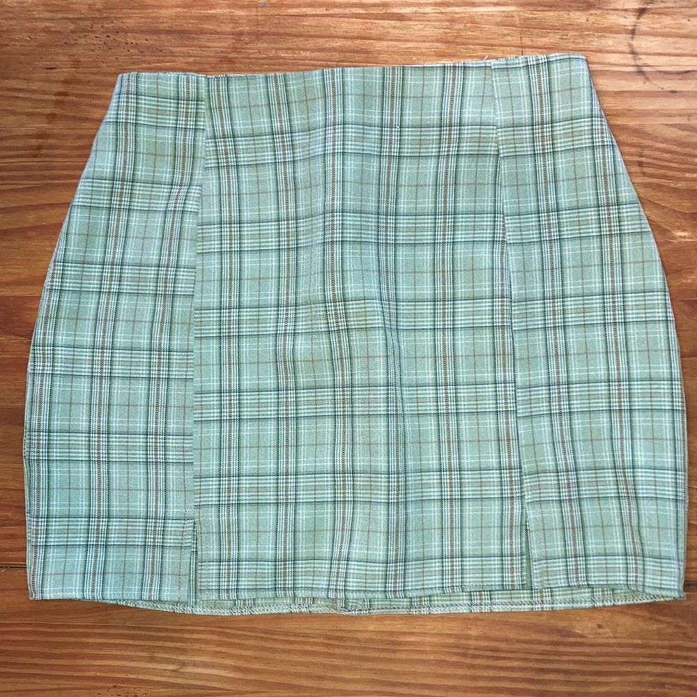 Green plaid mini skirt